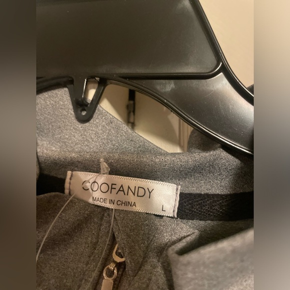 Grey quarter zip - Picture 2 of 2